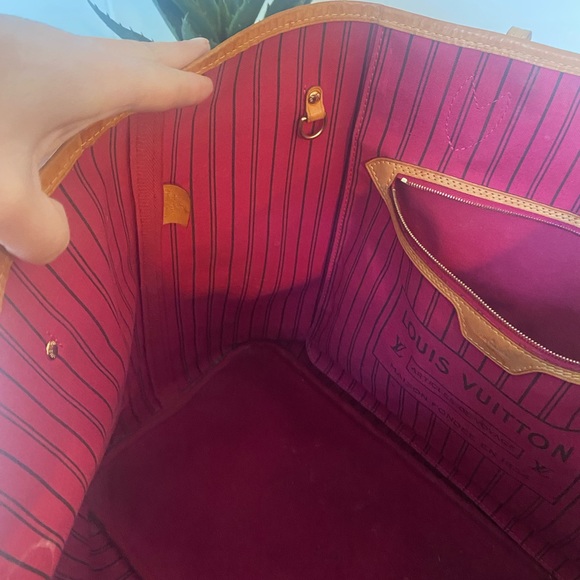 💎GET TWO💎Louis Vuitton Neverfull GM & Clutch - Picture 7 of 17